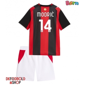 AC Milan Luka Modric #14 Hjemmebanesæt Børn 2026-27 Kort ærmer (+ korte bukser)